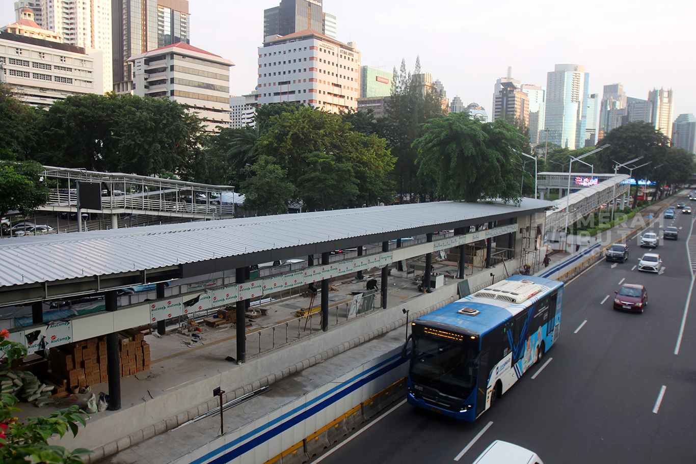 Potret Revitalisasi Haltu Bus Transjakarta Bendungan Hilir MerahPutih