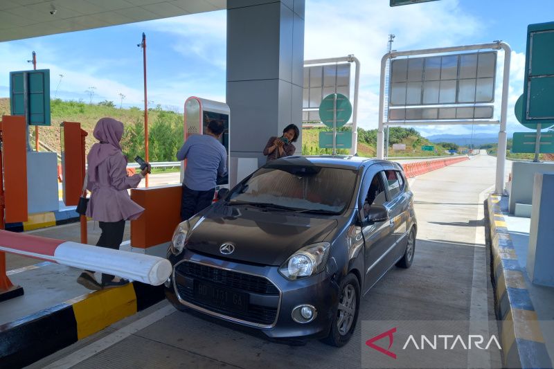 Perkiraan Volume Lalu Lintas Di Jalan Tol Saat Puncak Arus Mudik Dan