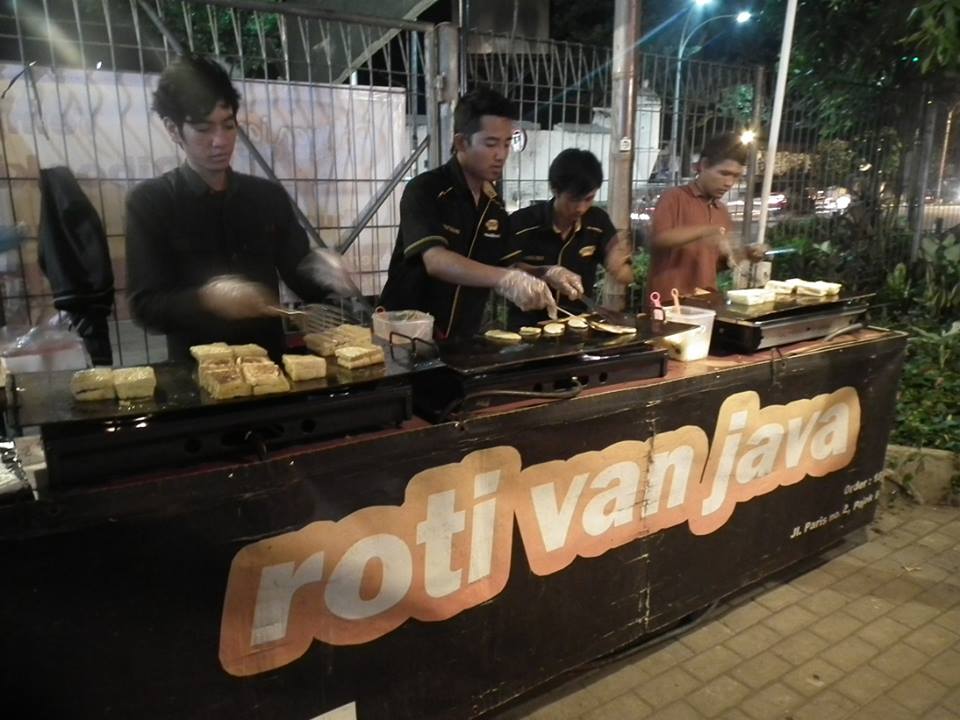 http://server9.merahpoetih.com/gallery/public/2016/04/20/IrVXJfLbF61461123345.jpg