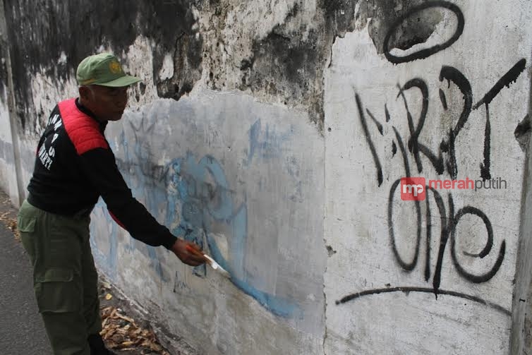 http://server8.merahpoetih.com/gallery/public/2016/05/01/rUa8VLFKje1462095154.jpg