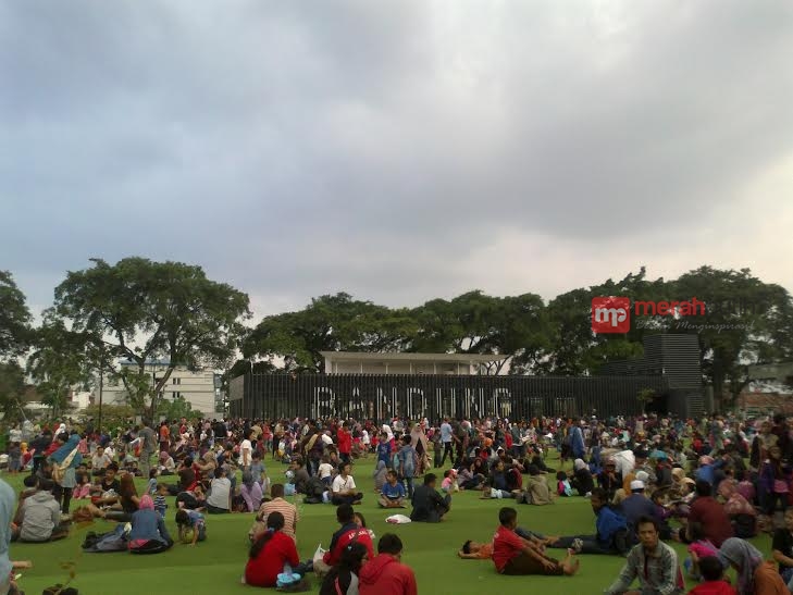 http://server5.merahpoetih.com/gallery/public/2016/06/13/rNnV7RKwAl1465783468.jpg