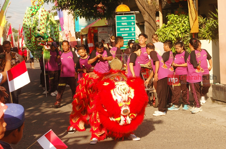 http://server8.merahpoetih.com/gallery/public/2016/07/25/CrUwvc7SnW1469421847.jpg