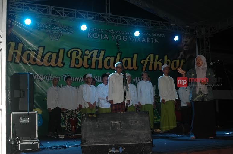 http://server1.merahpoetih.com/gallery/public/2016/07/31/HL4Fyvkuet1469934075.jpg
