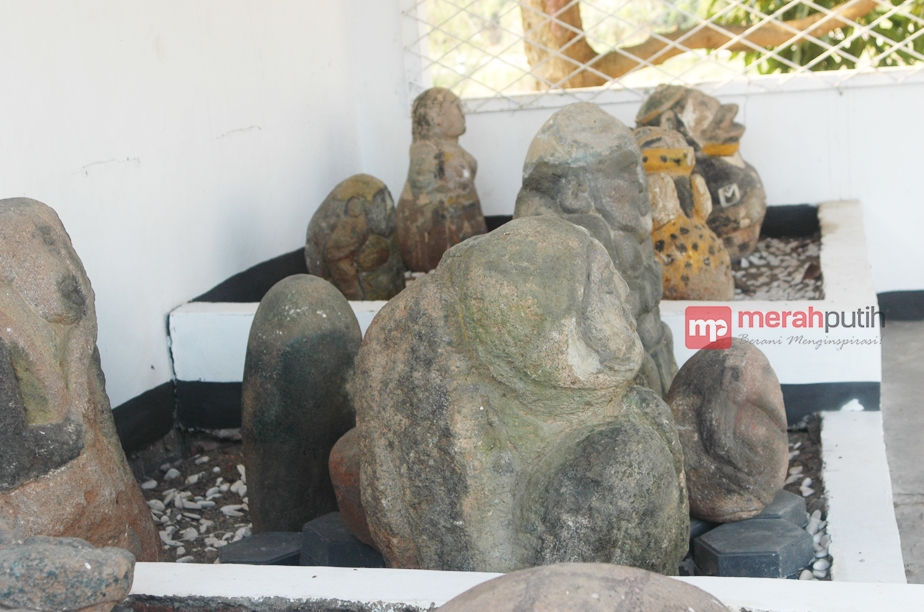 http://server5.merahpoetih.com/gallery/public/2016/08/26/eGmqIPJHoi1472186321.JPG