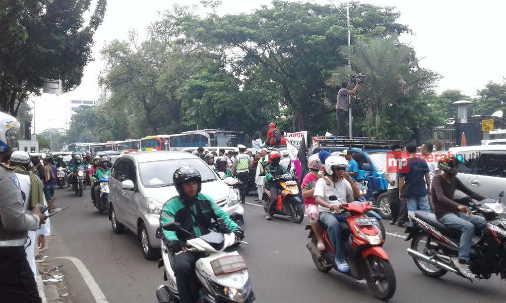 http://server10.merahpoetih.com/gallery/public/2016/11/04/zNcJjDEuFS1478226669.jpg