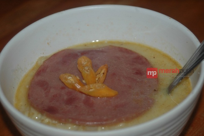 http://server6.merahpoetih.com/gallery/public/2016/11/08/USZvyXP3R01478592160.jpg