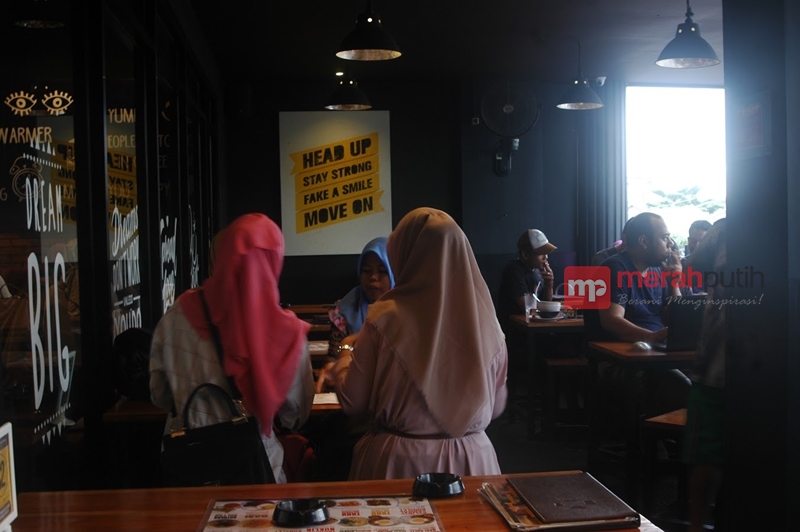 http://server5.merahpoetih.com/gallery/public/2016/11/09/j3BIDvhSPE1478665670.jpg