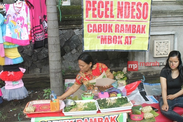 http://server3.merahpoetih.com/gallery/public/2016/11/22/a4mxdDnXls1479798359.JPG