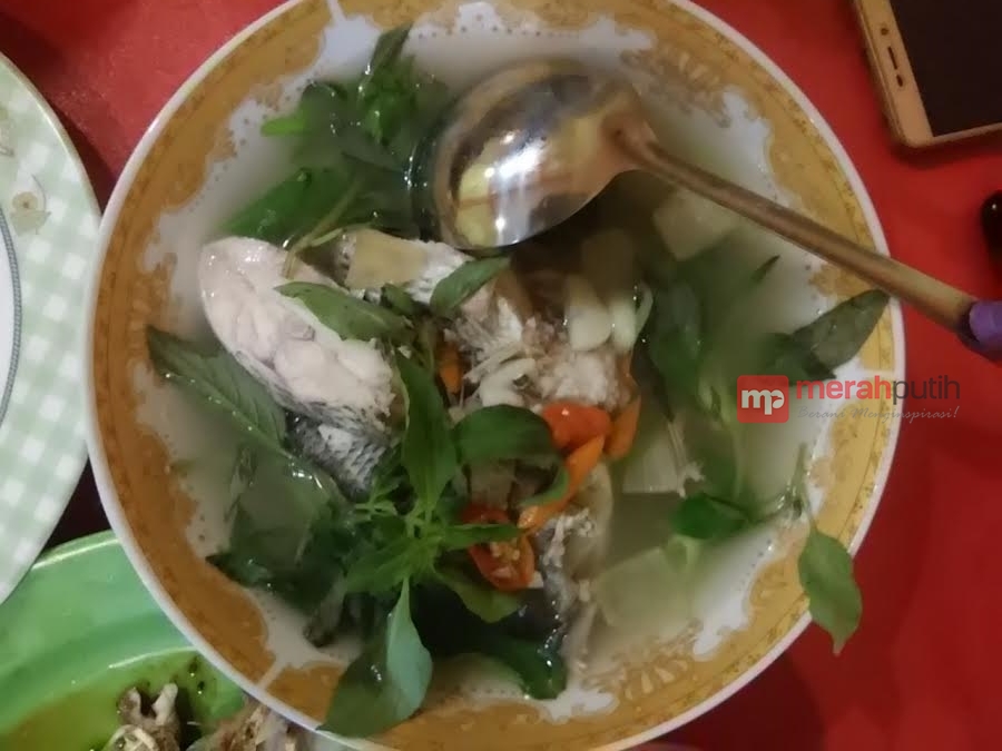 http://server9.merahpoetih.com/gallery/public/2016/11/22/esYPx5JyoX1479803350.jpg