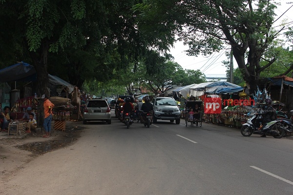 http://server4.merahpoetih.com/gallery/public/2016/12/17/YpMDCjO04a1481943670.JPG