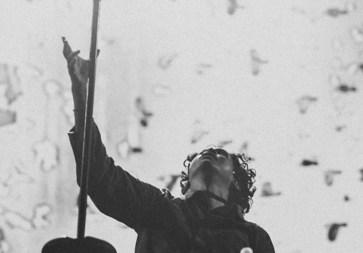 Mengurai Pesan Emosional di Balik Lagu 'Evaluasi' dari Hindia, Simak Lirik Lengkapnya