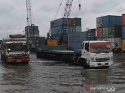 Tanggul Jebol dan Banjir Rob Penyebab Kawasan Ancol Terendam