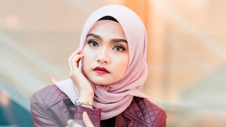 Tips Riasan Wajah untuk Tampil Makin Cantik saat Lebaran