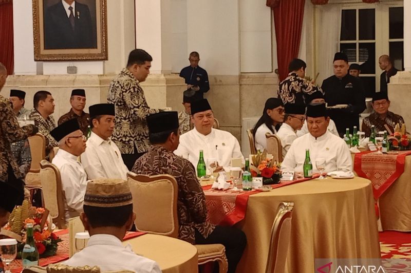 Jokowi Gelar Buka Bersama, Menteri PDIP dan PKB Tidak Hadir