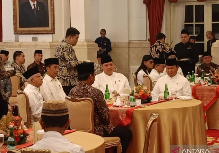 Jokowi Gelar Buka Bersama, Menteri PDIP dan PKB Tidak Hadir