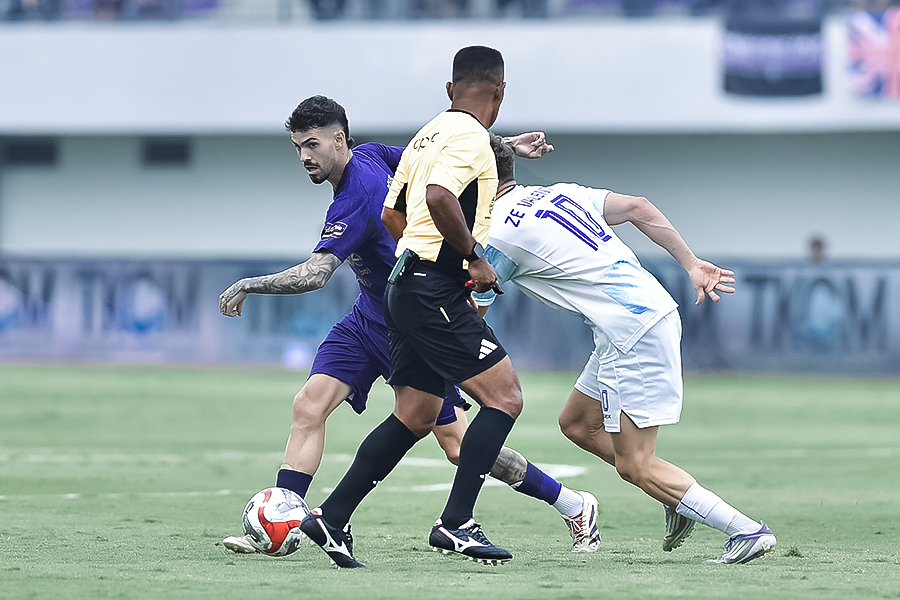 Persita Raih Lima Kemenangan secara Beruntun Setelah Gilas PSIM 4-0, Carlos Pena Beberkan Kuncinya