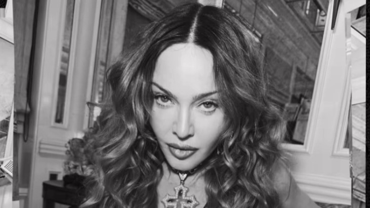 Madonna Darurat Medis, Konsernya Dijadwal Ulang