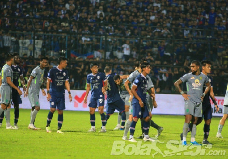 Kick-of Sebentar Lagi, Ini Link Siaran Langsung Derby Panas Persebaya Vs Arema!