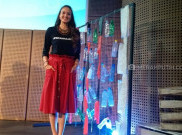 Nadien Chandrawinata Memilah Sampah Menjadi 4 Kategori