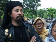 Limbad Hadiri Pesta Rakyat di Balai Kota