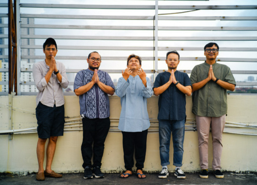 Lewat 'Neneng', Budi Padukan Energi Punk dengan Kritik Sosial yang Reflektif