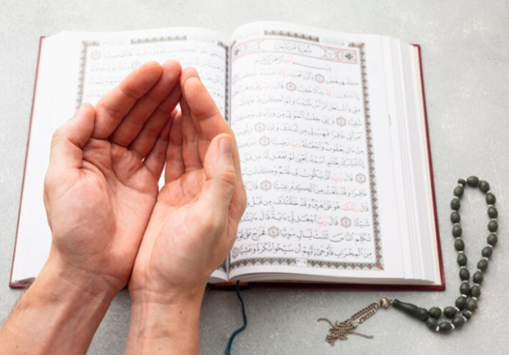 Lirik Khoirol Bariyyah, Simak Bacaan dan Terjemahannya