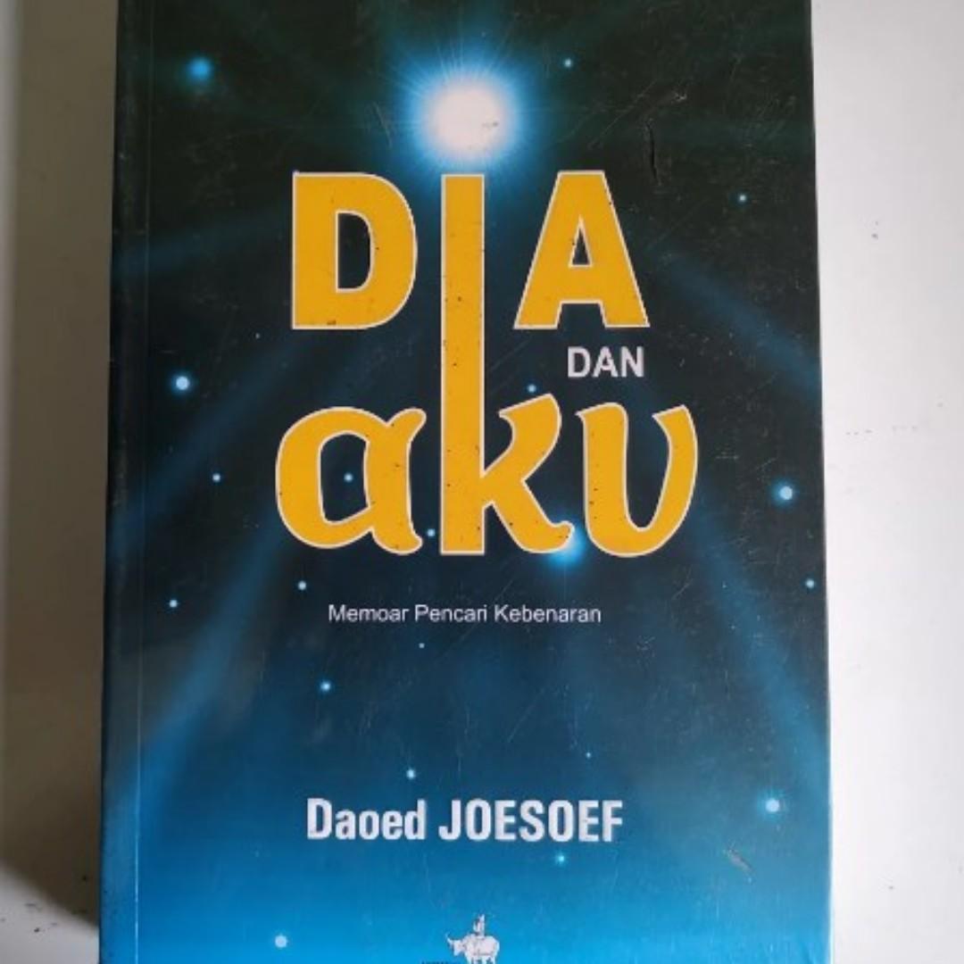 Memoar Daoed Joesoef