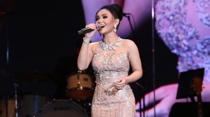 Ingin Tampil Cantik di Usia 40-an? Simak Nih Tips dari Yuni Shara