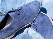 Tips Sederhana Merawat Sepatu Kesayangan Berbahan 'Suede' 