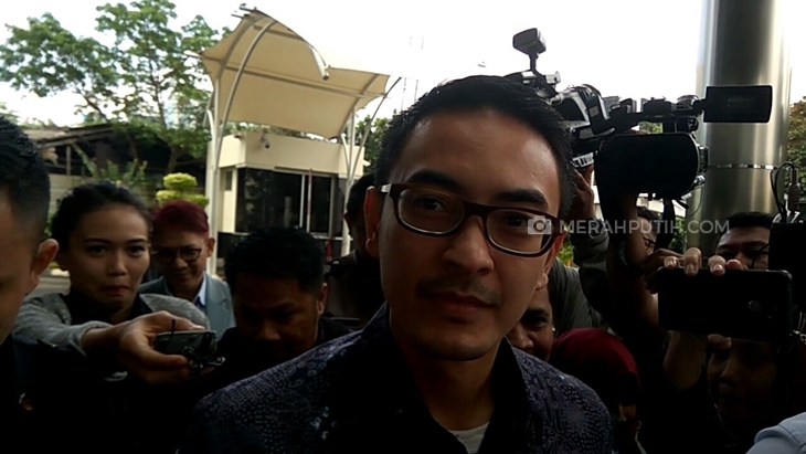  KPK Berkilah Klaim Zumi Zola OTT Bocor Kecepatan Setahun