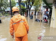 Minggu Siang Banjir Jakarta Meluas ke Jaktim, 105 RT Terendam