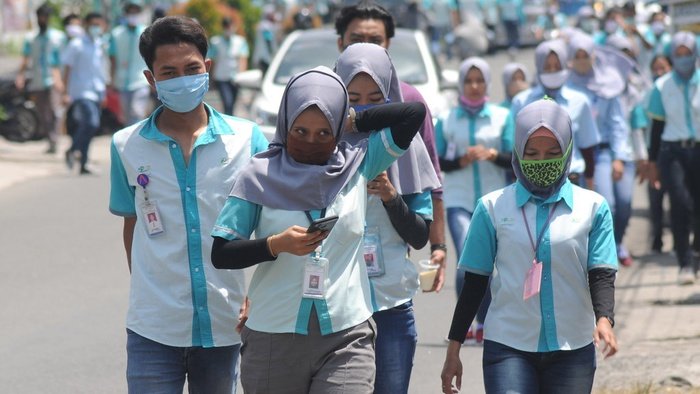 Warga di Bawah Usia 45 Tahun Diizinkan Bekerja Bukti Pemerintah tak Berdaya Hadapi Corona