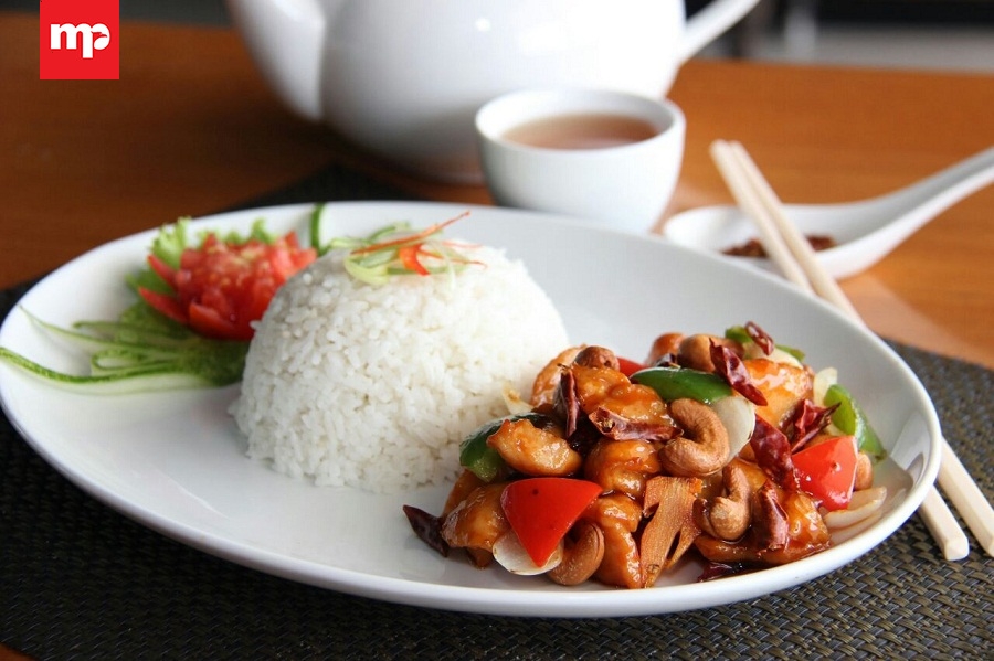Sambut Imlek, Aston Cirebon Luncurkan Tiga Menu Baru