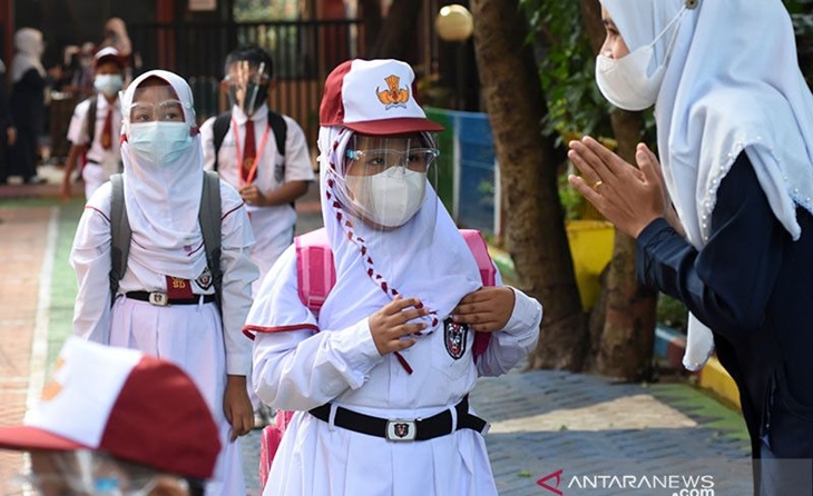 Disdik DKI Diminta Akomodir Siswa yang Tak Dapat Izin Ikut PTM