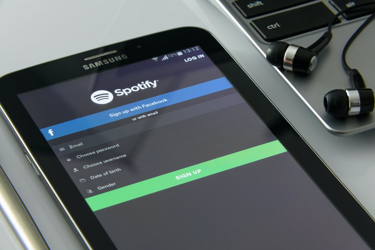 Spotify juga akan memudahkanmu untuk mendapatkan musik yang sesuai dengan kepribadian. (Foto: Pexels/Photomix Company