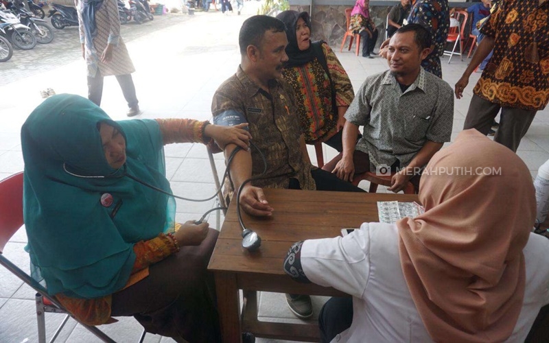  Marak Anggota KPPS Meninggal, Petugas Puskesmas Cek Kesehatan Dadakan
