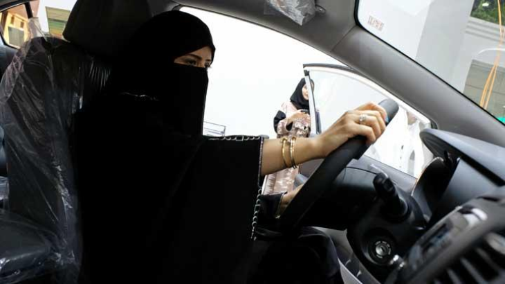 Arab Saudi juga sudah mengizinkan perempuan menyetir mobil