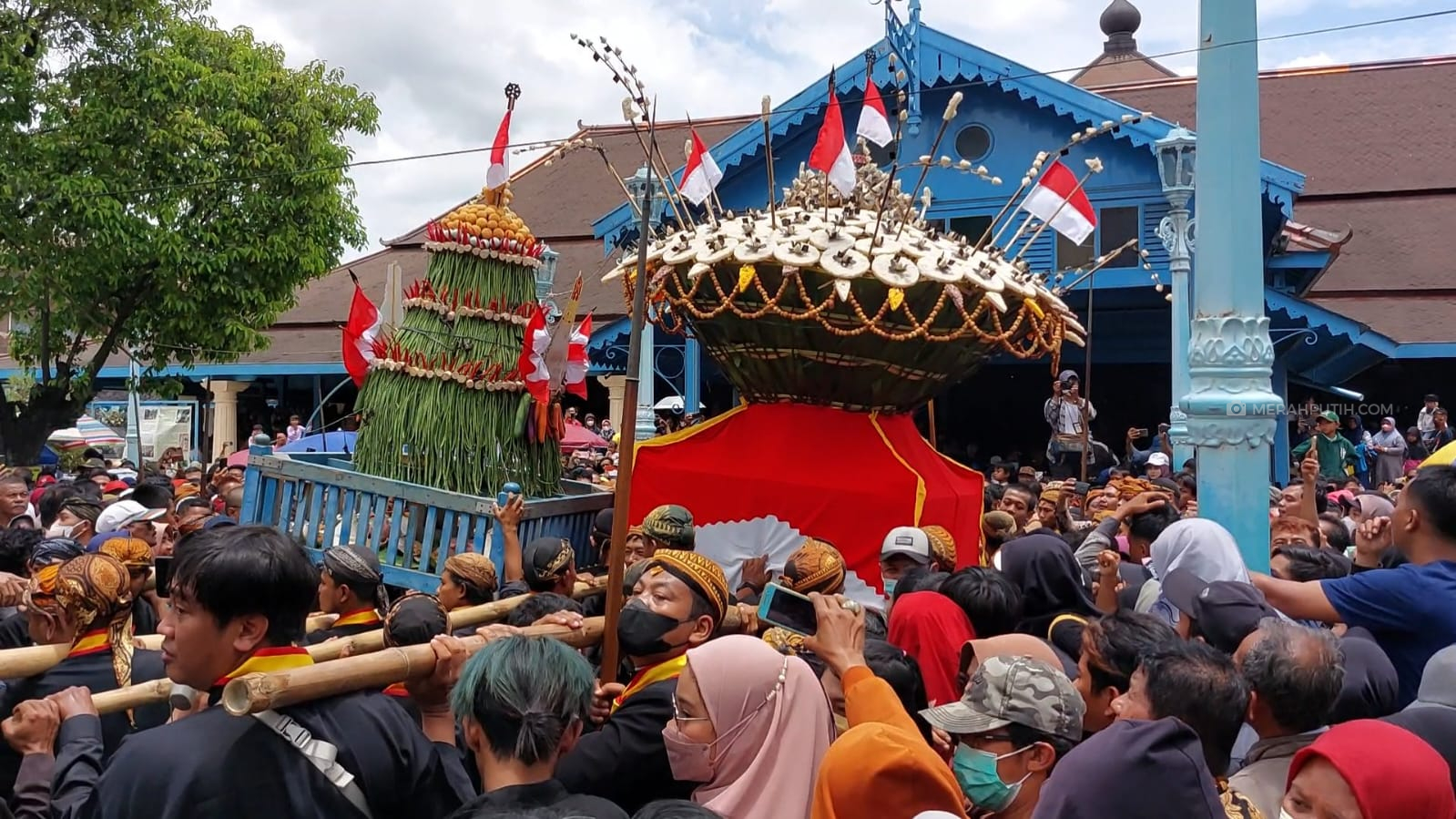 Grebeg Maulud Keraton Surakarta, Warga Jadi Korban Copet