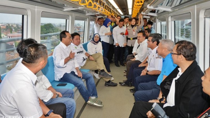 Mulai 1 Desember, Naik LRT Dikenakan Tarif Rp5 Ribu