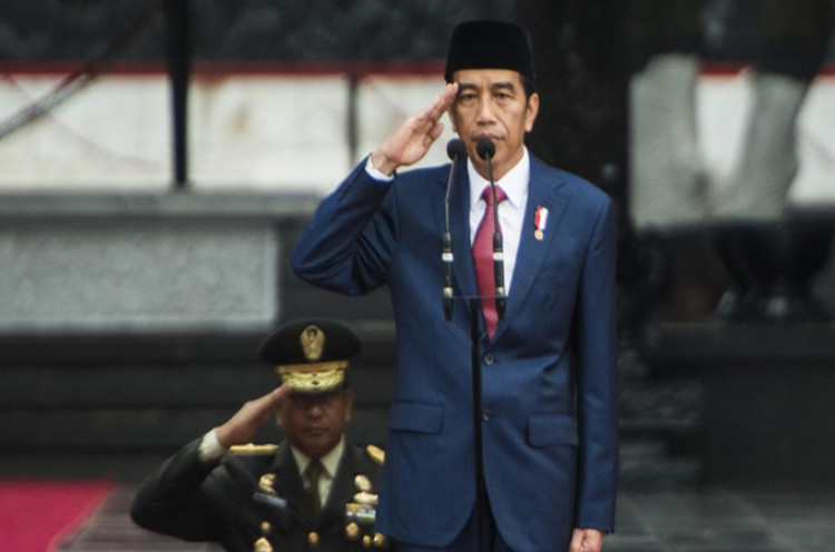 Mantan Kasospol ABRI Sebut Jokowi Berpotensi Jadi Pengkhianat Bangsa