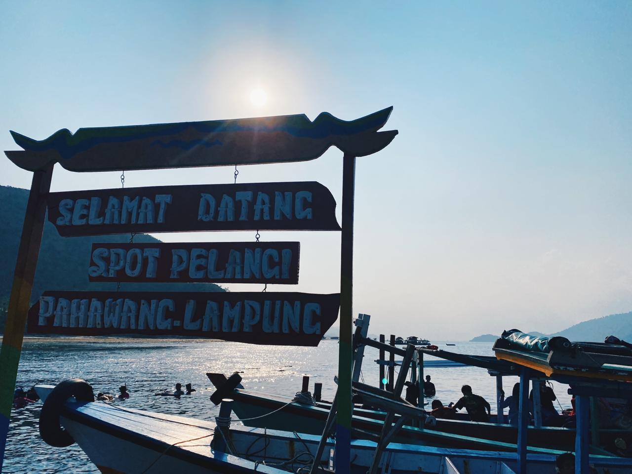 Pulau Pahawang terdiri dari banyak pulau-pulau dengan pantai yang indah dan bersih. (Foto MP/Shenna)