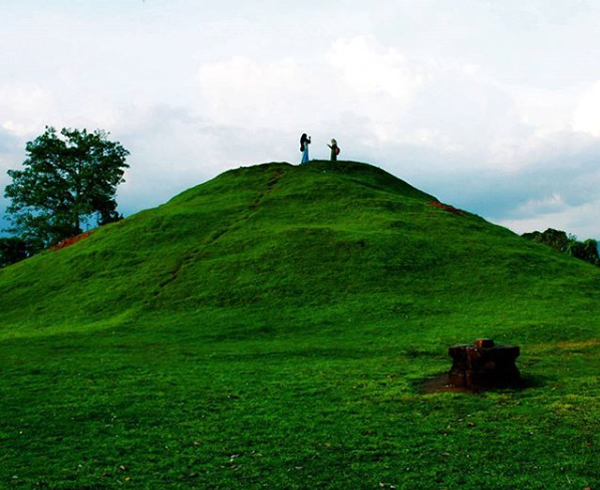 bukit candi abang