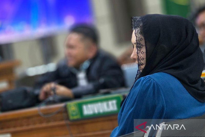 Terima Gratifikasi Penyediaan Tenaga Outsourcing, Bupati Pekalongan Fadia Dituntut 5 Tahun