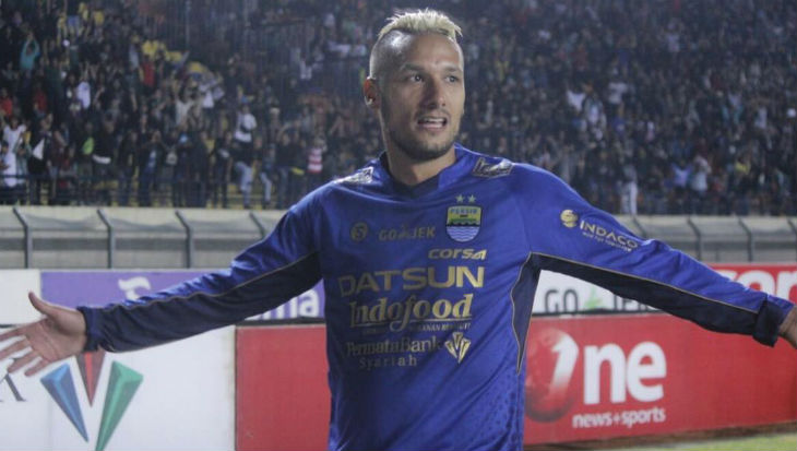 Raphael Maitimo Tinggalkan Persib Bandung