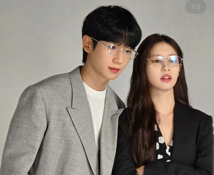 Jung Hae In Jadi Penyanyi Terakhir OST Drama tvN 'Love Next Door'