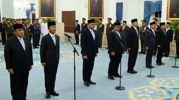 Prabowo Lantik Dua Wamenhan Baru, Ini Pembagian Tugas Yusuf Jauhari dan Richard Tampubolon