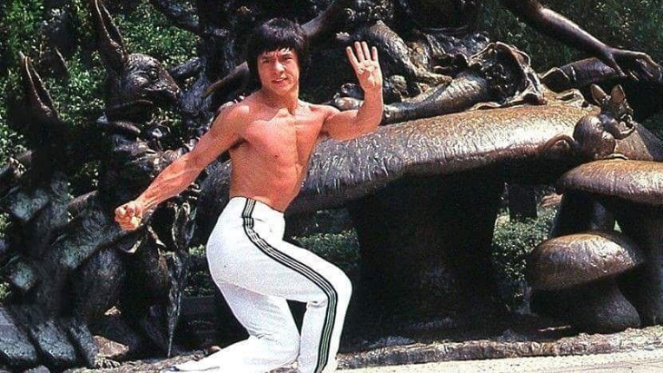 Beraksi dalam Trailer 'Bleeding Steel', Gaya Jackie Chan Kayak Pemuda 25  Tahun! - MerahPutih