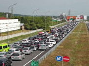 Lebaran Kedua, Exit Tol Ngasem Sukoharjo Macet Total
