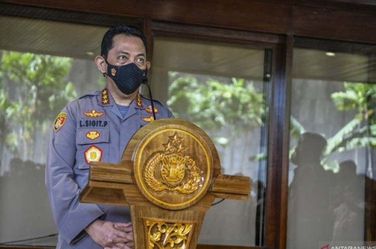 Besok Jokowi Lantik Komjen Listyo Sebagai Kapolri Setelah Divaksin