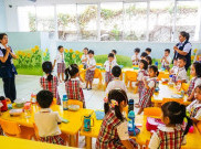 Dari Drama Hingga Tangis Canda Tawa di Hari Pertama Masuk Sekolah TK